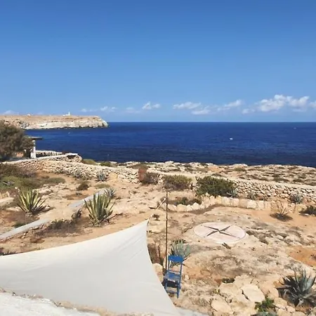 Dammusolevantelampedusa Villa